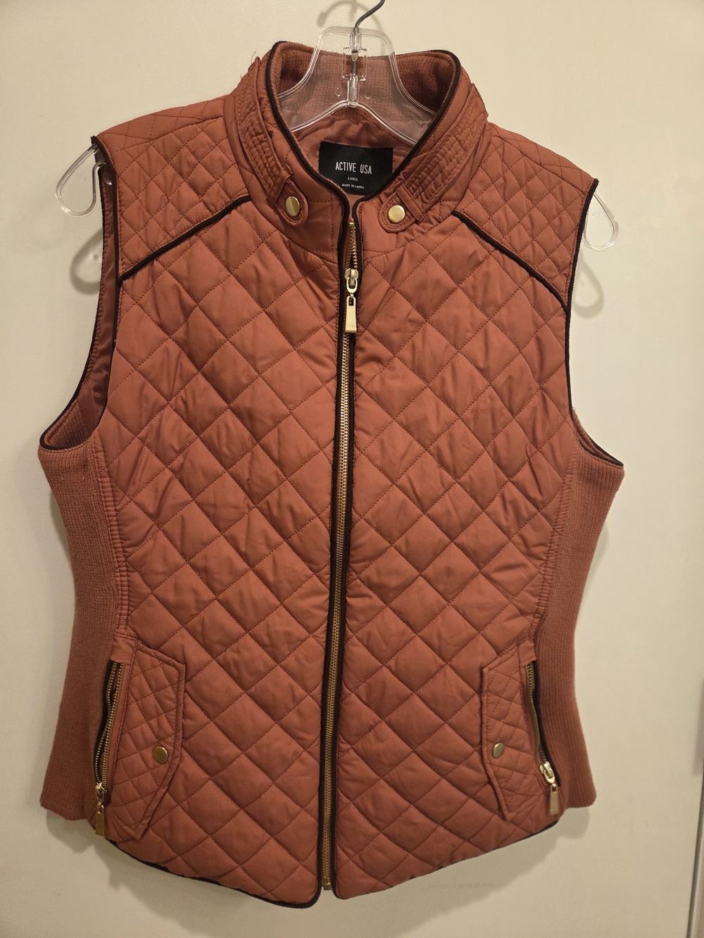 Active USA Women's Quilted Rust Sleeveless Vest Mauve!Rose Color